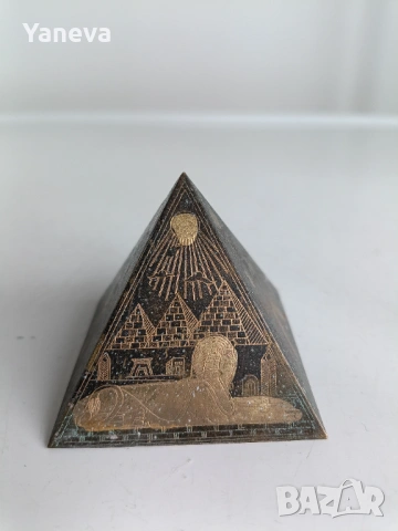 Vintage , бронзови, енергийни пирамиди с египетски мотиви , снимка 9 - Статуетки - 53020015