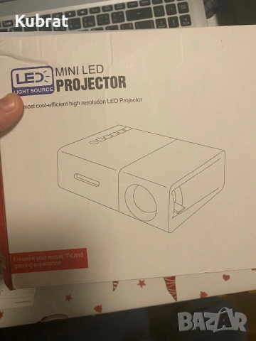 Мини прожектор - нов, с комплект аксесоари