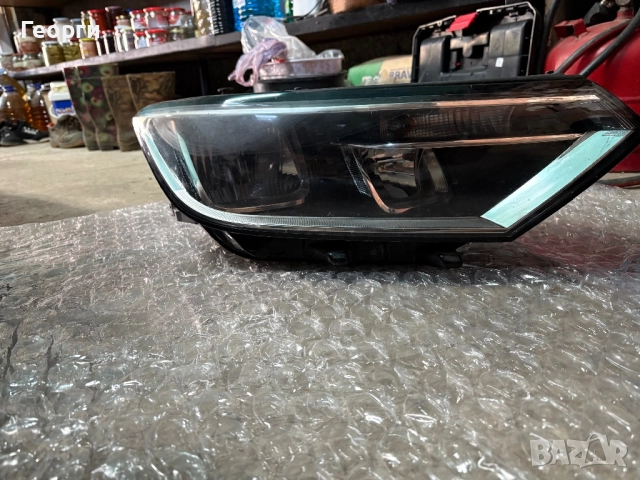 Десен фар за Passat B8 