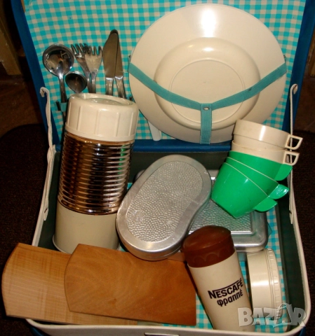 Ретро куфар за пикник LOTU -THUM 50-те, снимка 4 - Антикварни и старинни предмети - 52801976