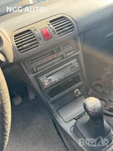 Mazda 323F 1.6i 16V 1990 г. - на части!, снимка 16 - Автомобили и джипове - 50036331
