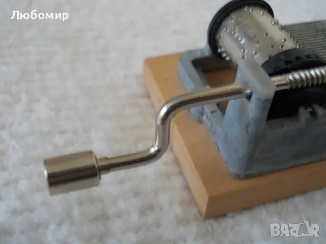 Малка музикална латерна Fridolin Germany, снимка 6 - Антикварни и старинни предмети - 48916041