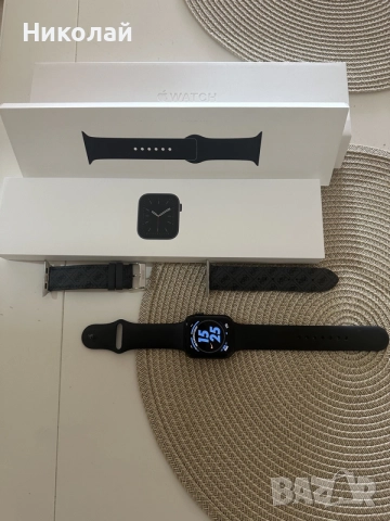 Apple watch 6 44Mm, снимка 2 - Смарт часовници - 56152270