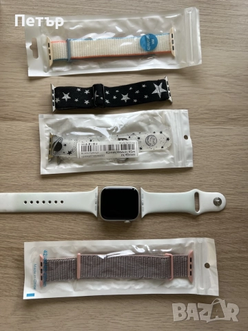 Apple Watch Series 8 45MM + каишки, снимка 6 - Смарт часовници - 56086996