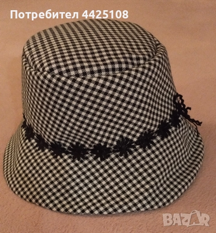 Дамска шапка 