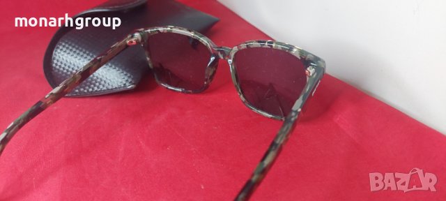 Слънчеви очила Diesel/с леки драскотини/, снимка 3 - Слънчеви и диоптрични очила - 41949142