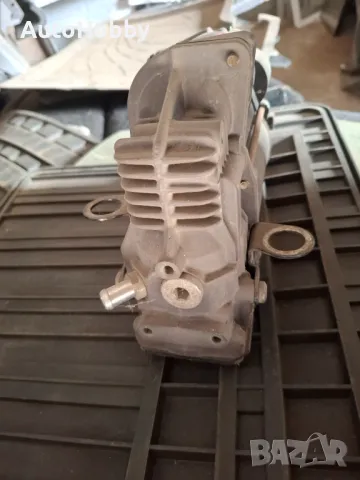 Компресор въздушно окачване  Мерцедес МЛ Mercedes ML 164, снимка 5 - Части - 50201073