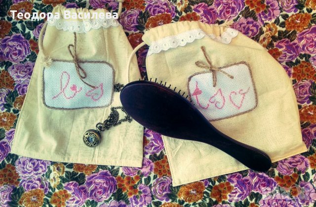 Ретро торбичка с ръчна бродерия. , снимка 2 - Други - 35721163