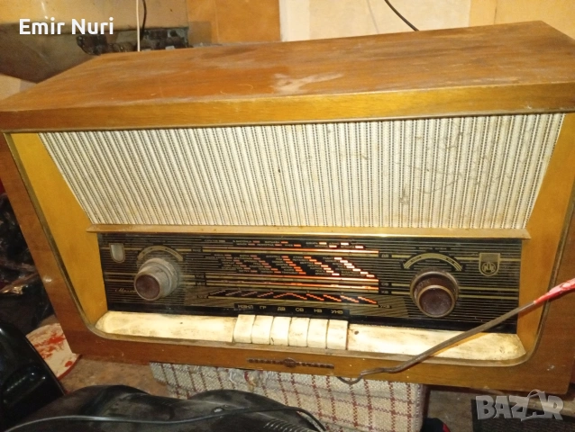 Ретро работещ радиоапарат мелодия 2 , снимка 2 - Антикварни и старинни предмети - 53658782