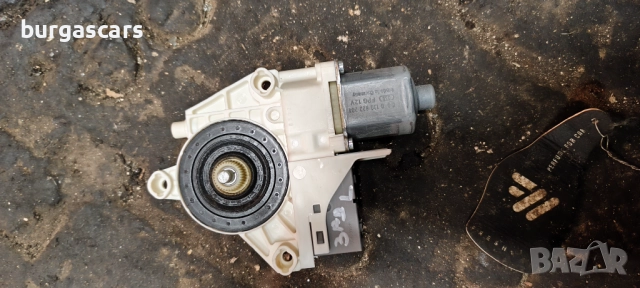 Моторче стъкла задна лява врата Peugeot 407 - 50лв