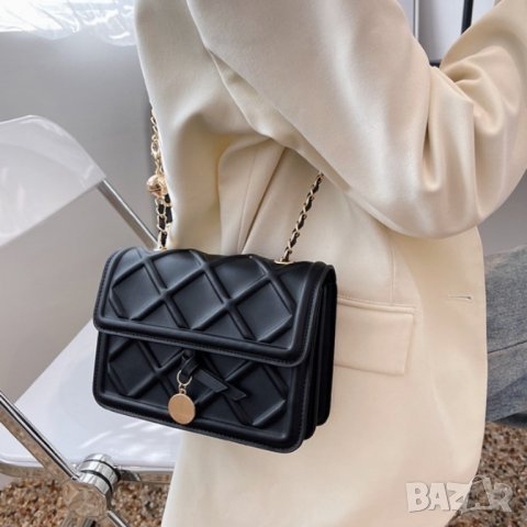 Малка чанта Mondely Black, снимка 5 - Чанти - 41477159