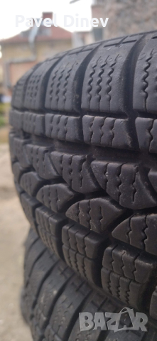 Продавам 2 бр. зимни гуми Tigar 155/70 R13 запазени, снимка 2 - Гуми и джанти - 44656459