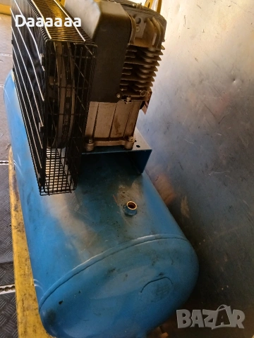 Компресор за въздух, снимка 4 - Компресори - 53830307