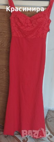 Червена рокля, снимка 1 - Рокли - 41433313