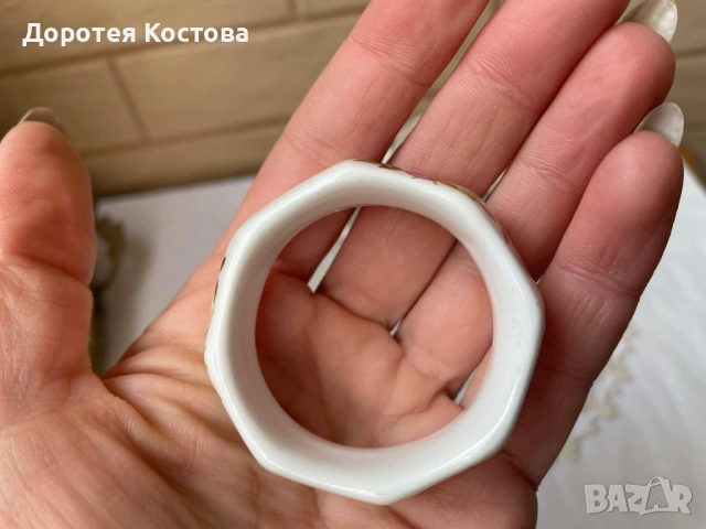 Красиви 12 пръстена от Англия от костен порцелан с рози , снимка 6 - Антикварни и старинни предмети - 53701848