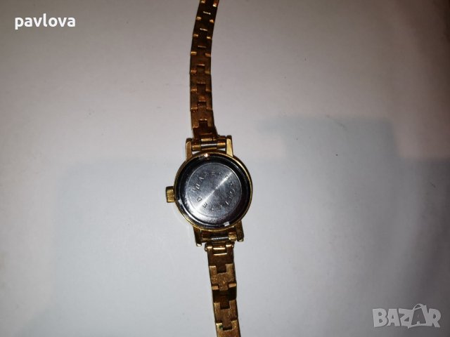 Продавам часовника SLAVA , снимка 5 - Дамски - 42300747