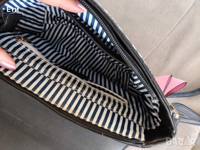 Дамска чанта през рамо , снимка 3 - Чанти - 50977626