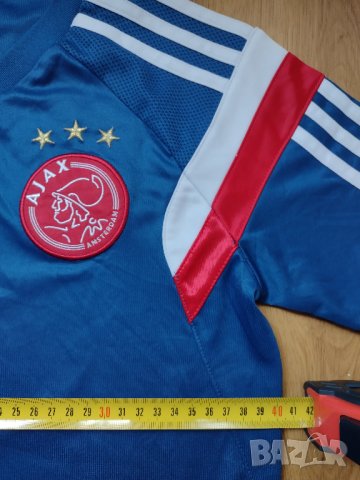 Ajax Amsterdam / ADIDAS / детски футболен екип на Аякс за 152см, снимка 5 - Детски комплекти - 41978890