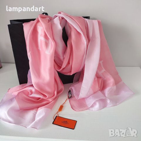 Копринен розов шал Hermes