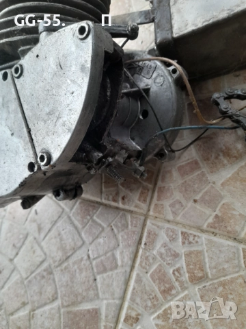 Двигател от мотопед, снимка 2 - Части - 52296845