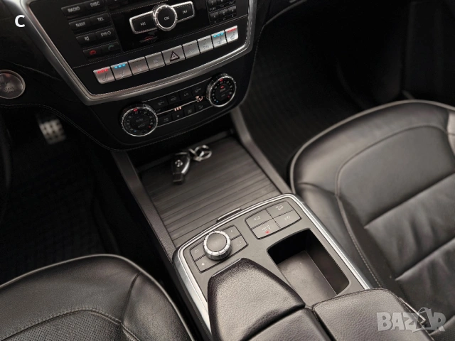 Mercedes-Benz ML350 AMG Line -w166 /FULL/LED/HARMAN/CAM/e6/DSTR/ASSIST/TOP, снимка 17 - Автомобили и джипове - 53605290