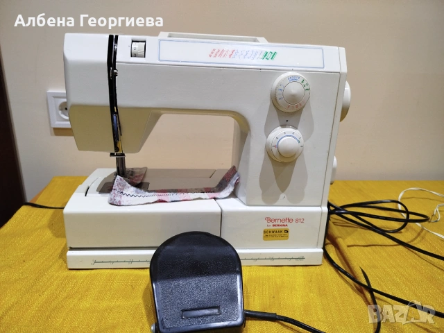 Метална шевна машина BERNETTE 812, снимка 11 - Шевни машини - 53685356