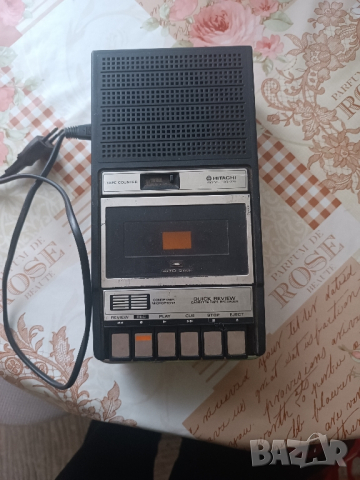 Касетофон HITACHI TRQ-279, снимка 6 - Радиокасетофони, транзистори - 44835834