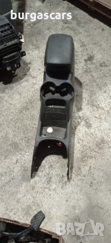 Арматурно табло подлакътник Kia Carens 60лв, снимка 3 - Части - 33880107