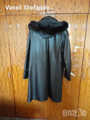 Дамско кожено палто, снимка 4 - Палта, манта - 34434800