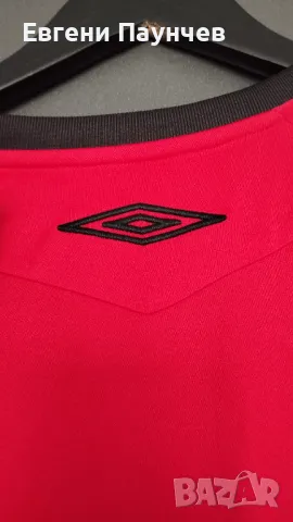 Нова Umbro спортна мъжка блуза размер XL червена, снимка 5 - Спортни дрехи, екипи - 50385839