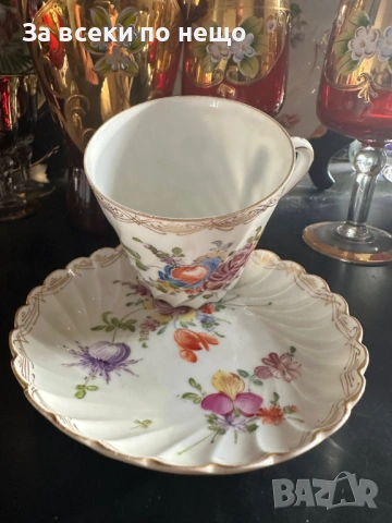 Dresden Germany  Circa 1901 The Carl Thieme porcelain company was founded in 1886 Код P1916, снимка 3 - Декорация за дома - 53388770