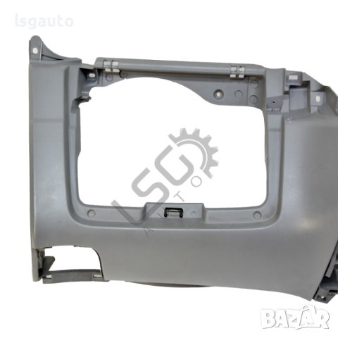 Табло долна част Toyota Avensis Verso 2001-2009 ID:109952, снимка 5 - Части - 42011569