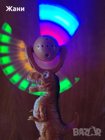 Динозавър със звук и светлина, снимка 3 - Музикални играчки - 51102461