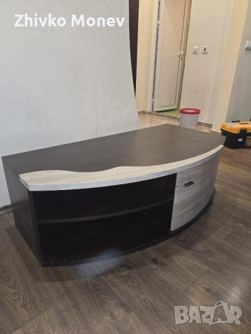 Нисък шкаф за телевизор, снимка 3 - Шкафове - 52314742