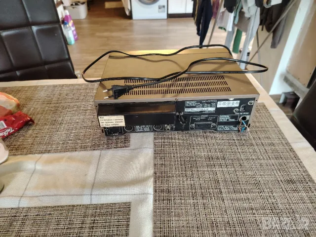 Sharp радио, снимка 2 - Радиокасетофони, транзистори - 48988372