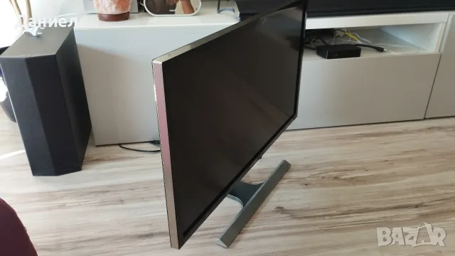 UHD Монитор Samsung U28D590D 28инча, снимка 2 - Монитори - 55976149