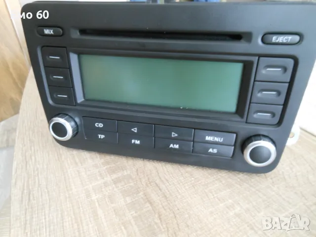 радио CD GOLF 5, снимка 2 - Радиокасетофони, транзистори - 49662998