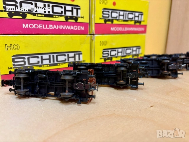 Товарни вагони PIKO, Schicht, Fleischmann, Roco влак, влакче, снимка 4 - Влакчета, самолети, хеликоптери - 53831558