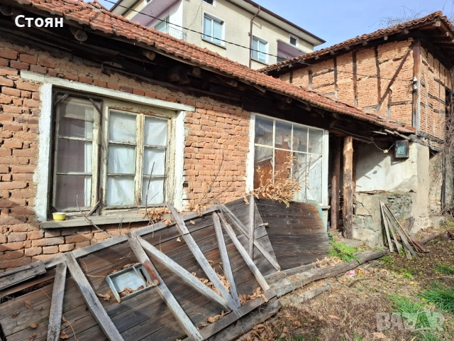 Къща в Калофер, снимка 2 - Къщи - 52589385