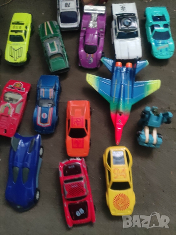 Продавам стари фигурки,играчки ,колички ,костенурките нинджи, снимка 8 - Коли, камиони, мотори, писти - 43374381