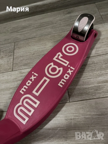 Тротинетка maxi micro с лед светлини, снимка 2 - Скутери и тротинетки - 56217066