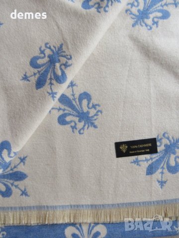 Фин двулицев шал синьо и шампанско от Флоренция, Италия, снимка 4 - Шалове - 40244006