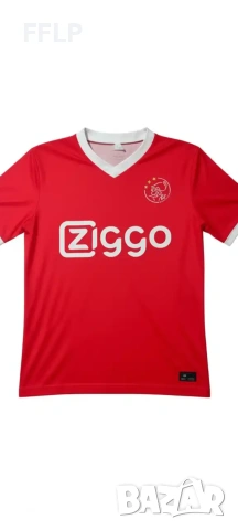 Ajax тениска на футболиста Van de beek