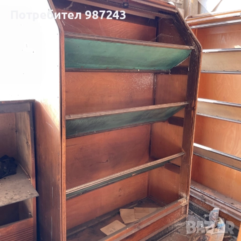Мебели Соц – гардероби, секции, маси – запазени, снимка 4 - Секции и витрини - 52947598
