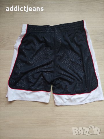 Мъжки къси панталони Champion размер L , снимка 4 - Къси панталони - 40919038
