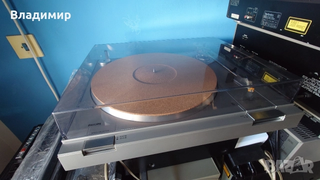 Продавам грамофон Philips F7130, снимка 2 - Грамофони - 52231744