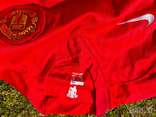 Продавам две тениски Manchester United и българска , снимка 9 - Тениски - 53734178