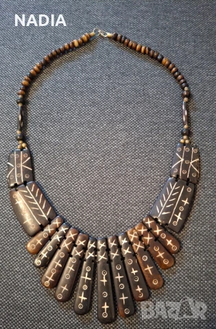 Колие от рог и кокос.