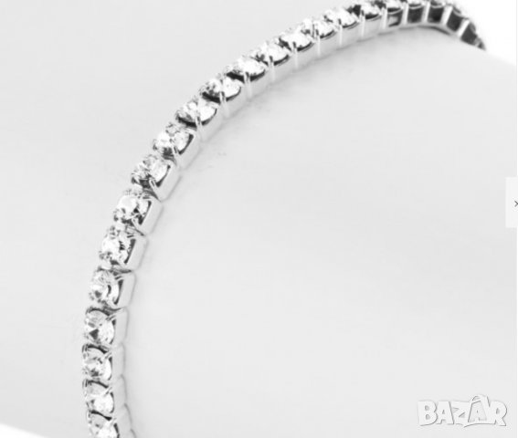 Сваровски  гривна   нова  в кутия, снимка 2 - Гривни - 34832907