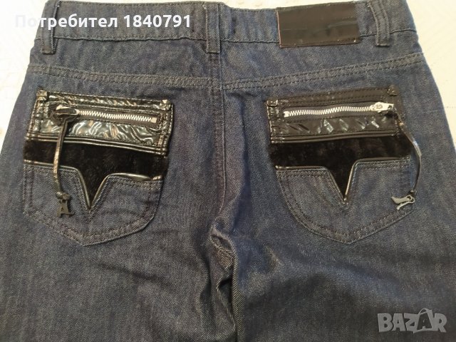 НОВИ дамски дънки Emporio Armani – кожени детайли, дълги – размер 28, снимка 4 - Дънки - 34450617